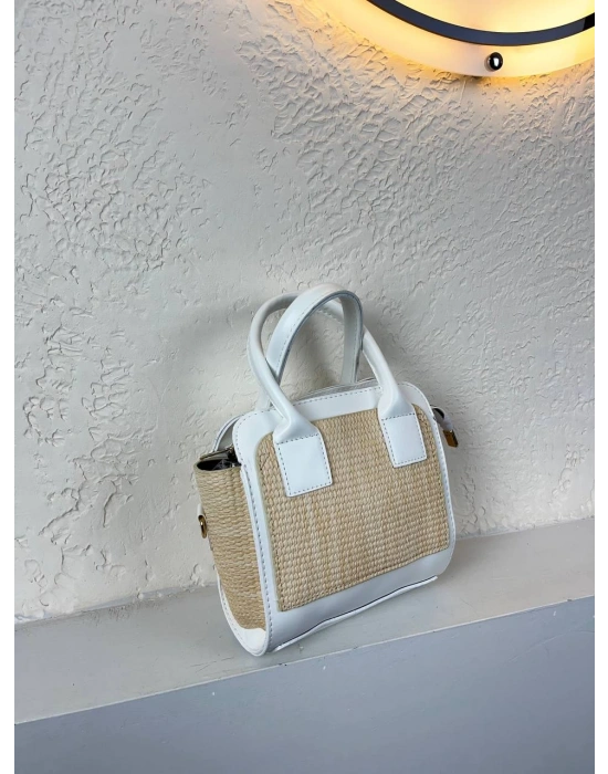 Beyaz  Renk Önü Hasır Kalite Çanta CB8272