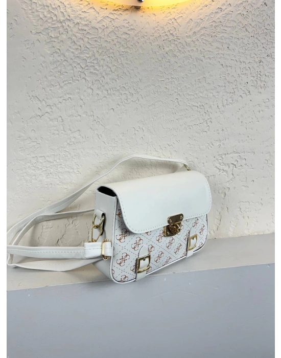 Beyaz Renk Önü Kemerli Çanta CB0691