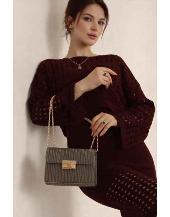 Gri Zincir Detaylı Çapraz Çanta CB9103