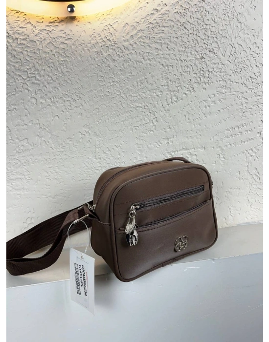 Kahve Renk 3 Bölme Çapraz Çanta CB29141