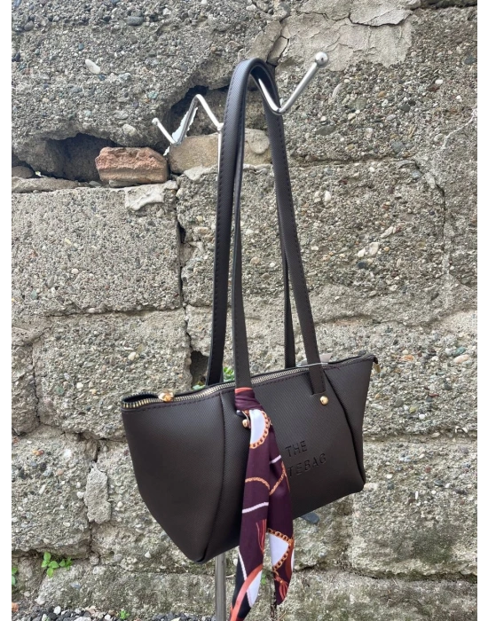 Kahve Renk Lakos Fularlı Çanta CB72911