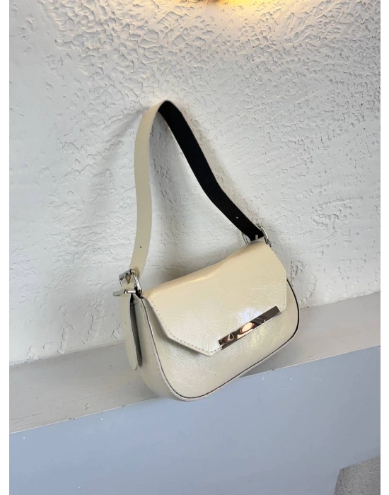 Krem Renk Önü Metal Kalıp Çanta CB8459