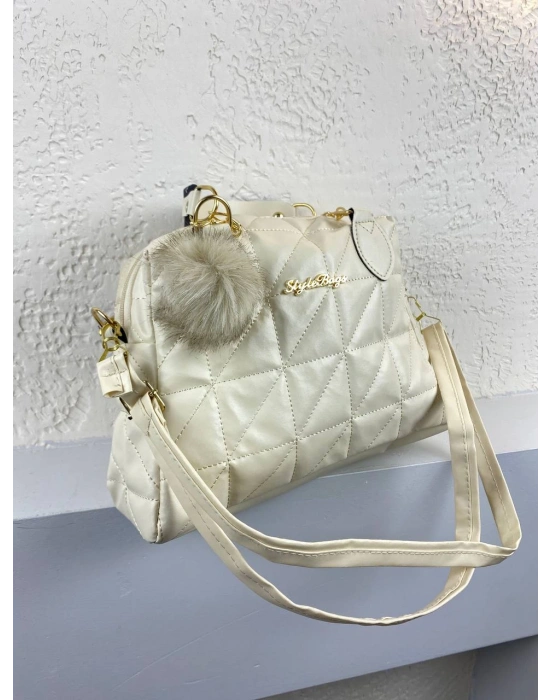 Krem Renk Ponpon hediyeli Zincirli Çapraz Çanta CB7826