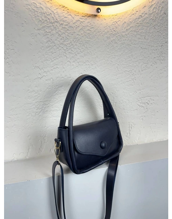 Lacivert Renk Yumuşak Deri Kampanya Çanta CB3663