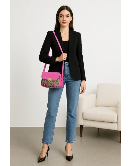 Pembe Renk Önü Kemerli Çanta CB0691