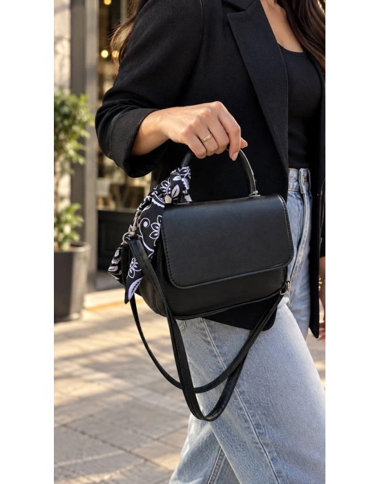 Siyah Renk Fularlı Kalıp Çanta CB78210
