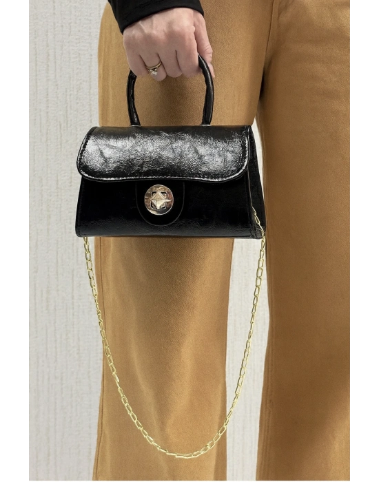 Siyah Renk Kalıp Zincirli Çanta CB091487