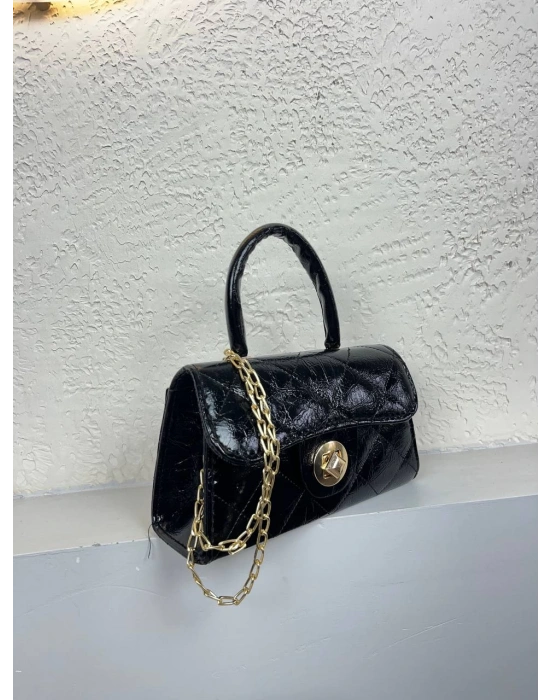 Siyah Renk Kapitone Zincirli Çanta CB8134