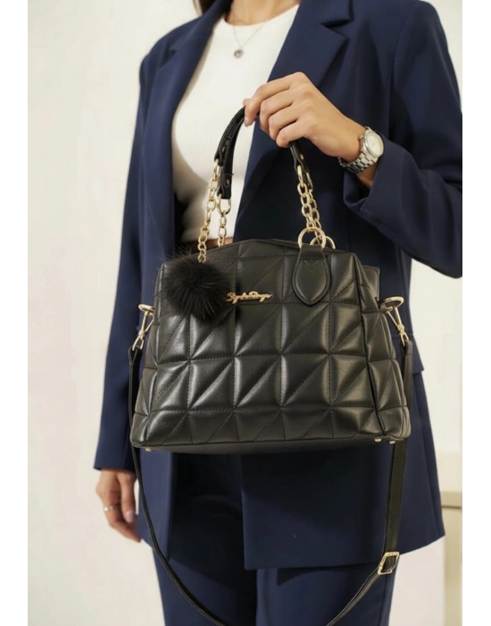 Siyah Renk Ponpon hediyeli Zincirli Çapraz Çanta CB7826