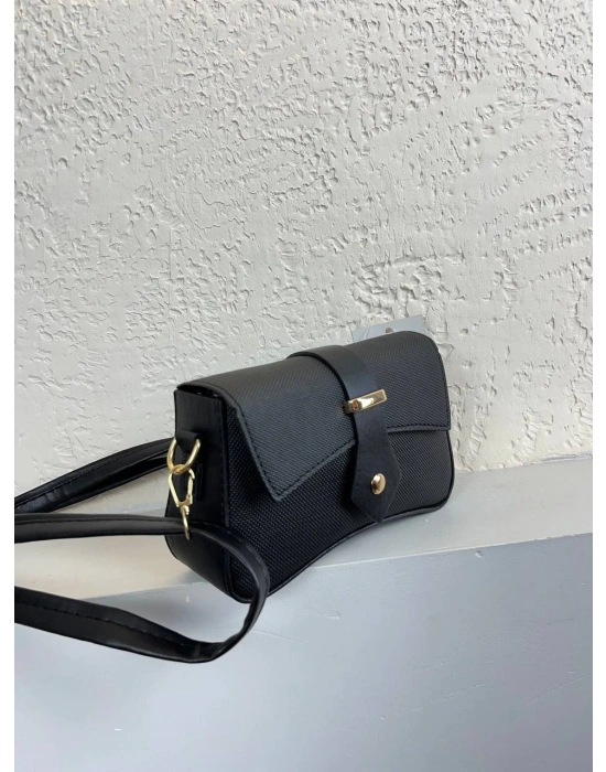 Siyah Renk Tokalı Çanta CB65446