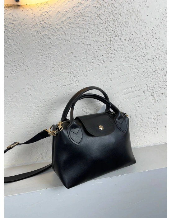 Siyah Sap Siyah Renk Çapraz Çanta CB08922