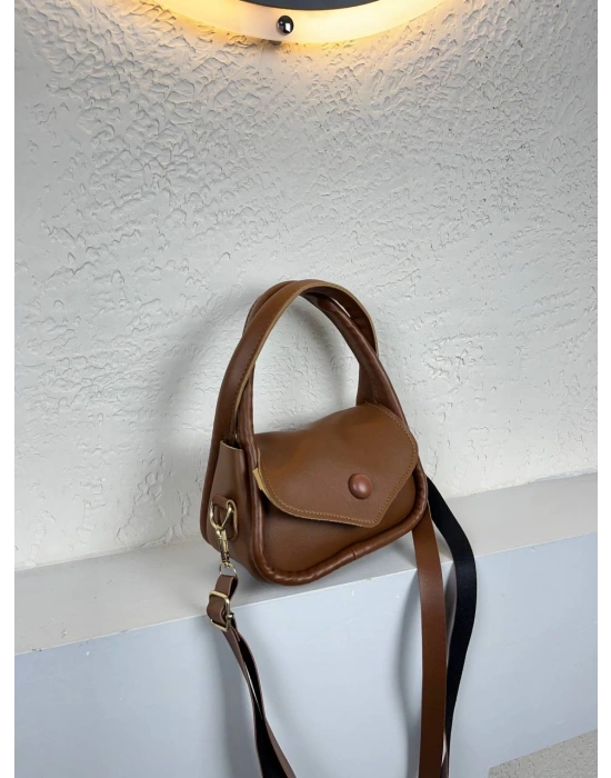 Taba Renk Yumuşak Deri Kampanya Çanta CB3663