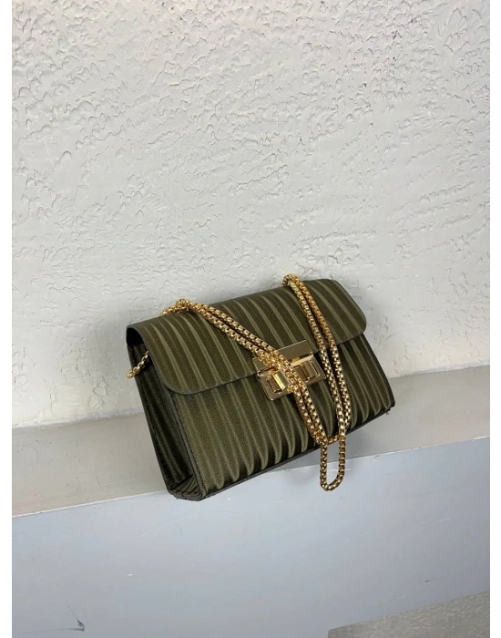 Yeşil Zincir Detaylı Çapraz Çanta CB9103