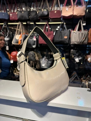 Krem Renk Yeni Sezon BAGET Çanta CB87214