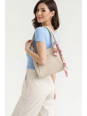 Krem Renk Yeni Fularlı Kol Çanta CB1444