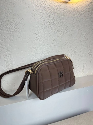 Acı kahve Renk 3 BÖLME YENİ KALİTE KAPİTONE ÇANTA CB0956