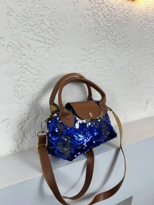 Açık Lacivert Taba Saplı Pullu Çanta CB3209