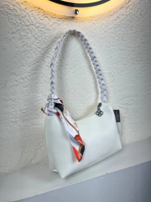 Beyaz Kolları Hasır Fularlı Kol Çanta CB6714