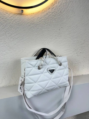 Beyaz Renk Kapitone 2 Bölme Kalite Çanta CB8143