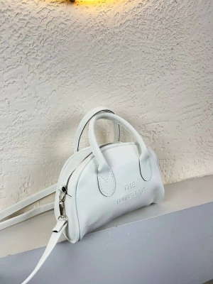 Beyaz Renk Tote Lakos Deri Çanta CB9256