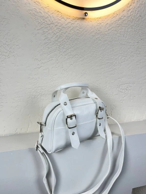 Beyaz Renk YENİ KALİTE Çanta ÖN KEMERLİ CB9812