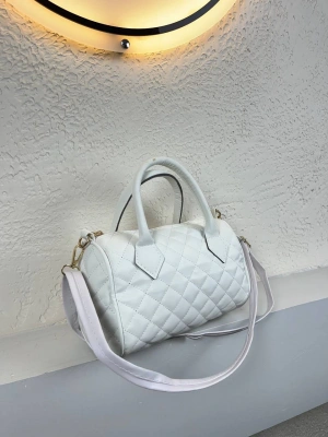 Beyaz Silindir Çapraz Çanta CB2742