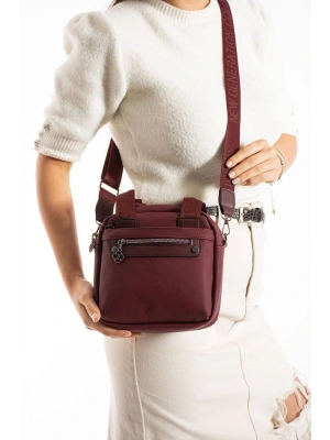 Bordo Renk Kalite 4 Bölme Çanta CB9811