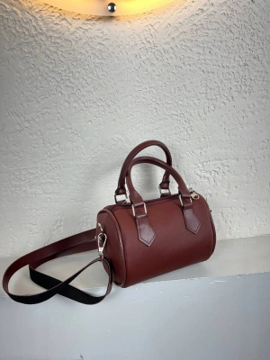 Bordo Renk MİNİ Silindir Çapraz Çanta CB89111