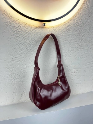 Bordo Renk Yumuşak Deri Baget Çanta CB2543