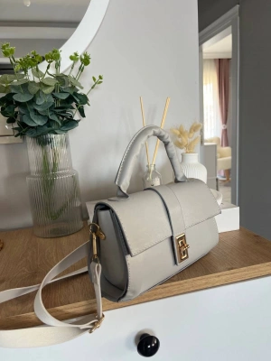 Gri Renk YENİ Çanta SARE2025