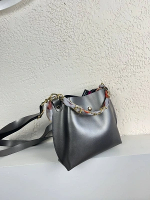 Gümüş Fularlı Çapraz Çanta CB5219