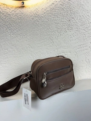 Kahve Renk 3 Bölme Çapraz Çanta CB29141