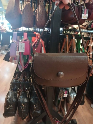 Kahve Renk Düğmeli Çapraz Çanta CB98422