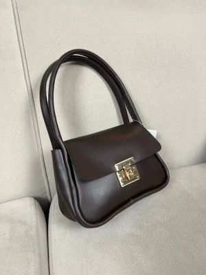 Kahve Renk Önü Kilit Kalite Çanta CB90901