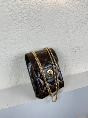 Kahve Renk YENİ ZİNCİRLİ Çanta CB6814