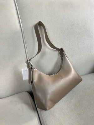 Koyu Vizon Baget Çanta CB68141