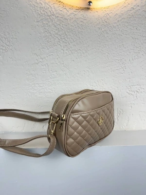 Koyu Vizon Kapitone YENİSİ 3 Bölme Çapraz Çanta CB9520