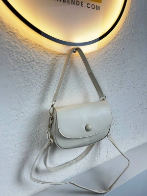 Krem Renk Düğmeli Çapraz Çanta CB98422