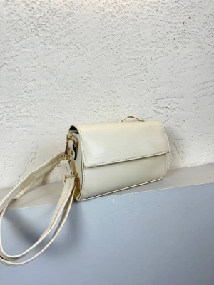 Krem Renk DÜZ YENİ Çanta CB0909