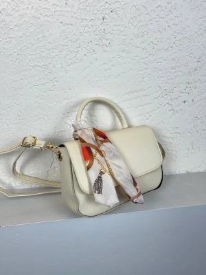 Krem Renk Kalıp FULARLI Çanta CB0241