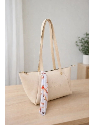 Krem Renk Lakos Fularlı Çanta CB72911