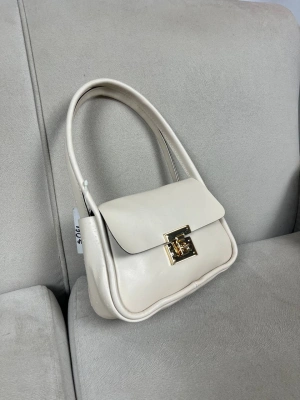 Krem Renk Önü Kilit Kalite Çanta CB90901