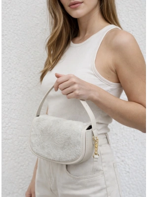 Krem Renk Peluş Çanta CB90913