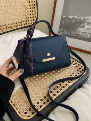 Lacivert Renk Kalıp Fularlı Çanta CB9145