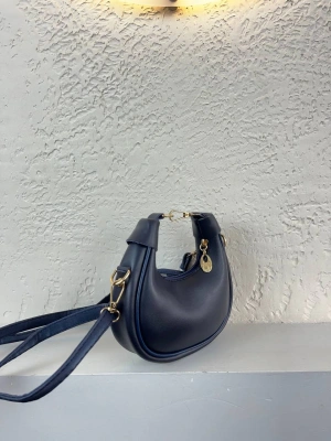 Lacivert Renk YENİ GELEN Çanta CB9188