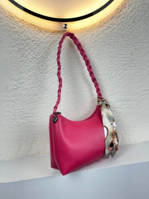 Pembe Kolları Hasır Fularlı Kol Çanta CB6714