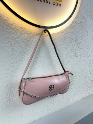 Pudra Renk Önü Zincirli Çanta CB8911
