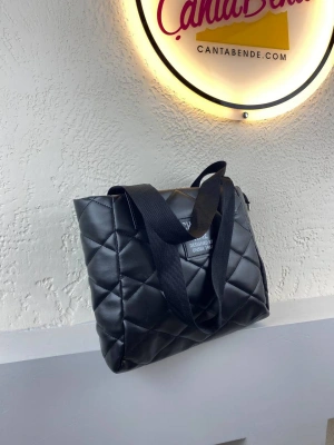 Siyah Büyük Boy Kol Çanta CB4963