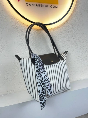 Siyah İnce Çizgili Siyah Sap Çanta CB0104