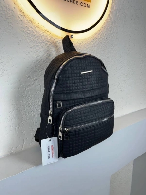 Siyah Kapitone 3 Bölme SIRT ÇANTA CB8533